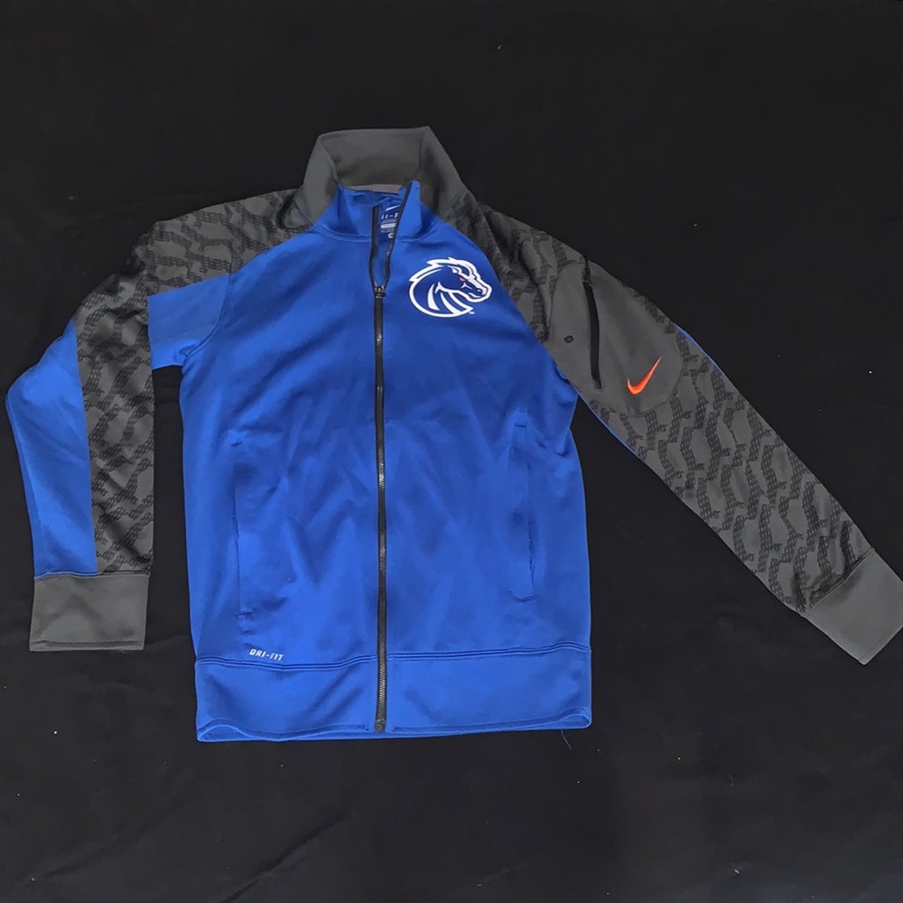 Boise State University women’s sweatshirt